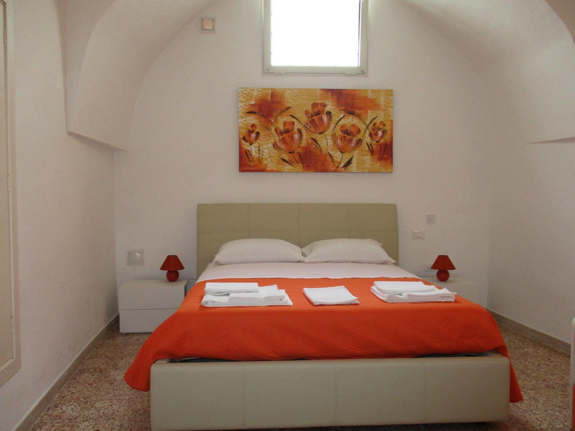 B&B Il Ventaglio Парабита Екстериор снимка